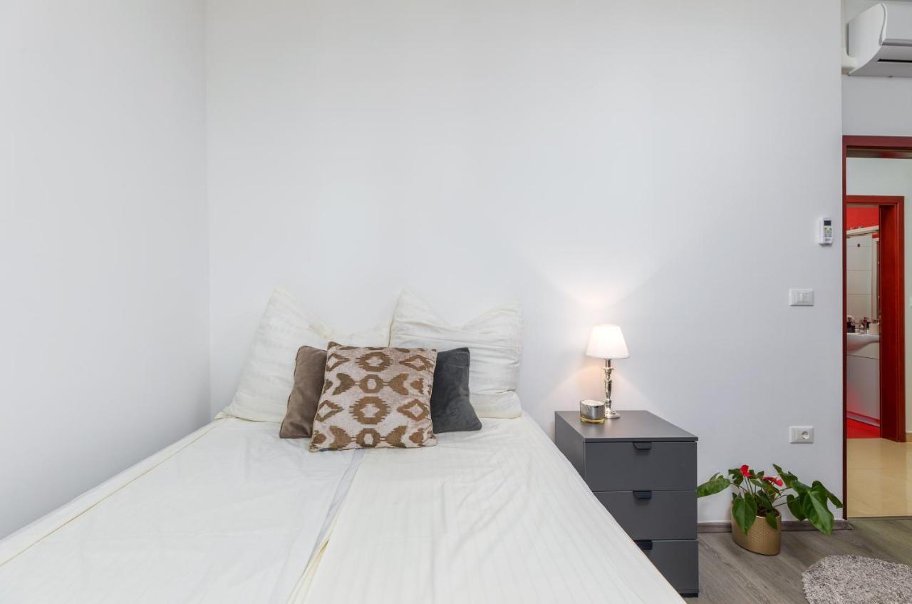 Apartment Augusto - Sea View Pula Dış mekan fotoğraf